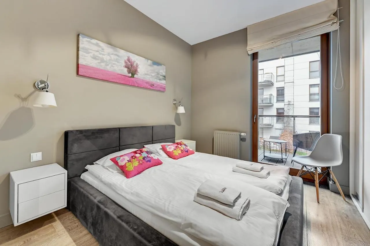 Dom & House - Apartamenty Nadmorski Dwor Danzica Appartamento