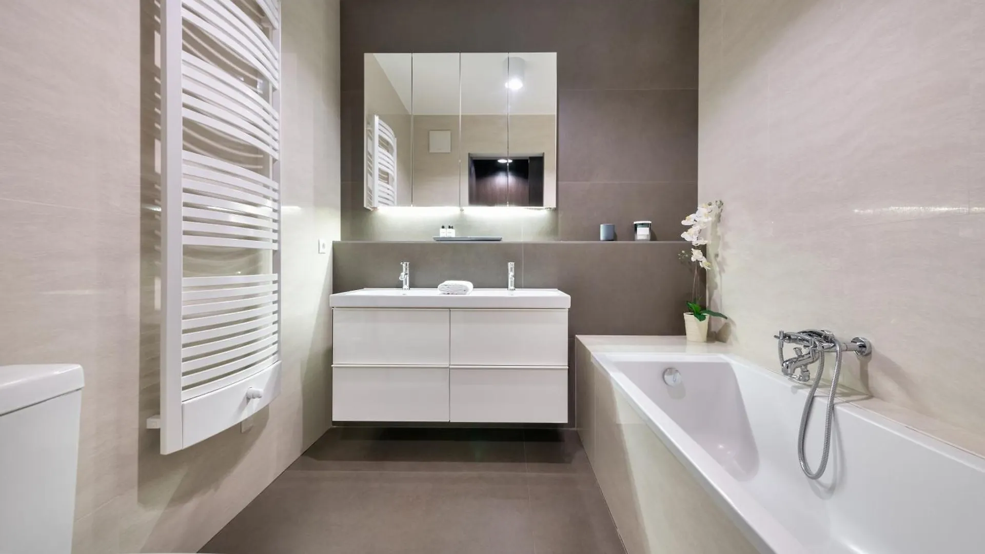 Appartamento Dom & House - Apartamenty Nadmorski Dwor Danzica