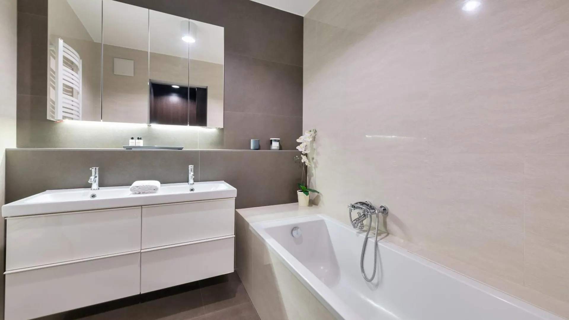 Appartamento Dom & House - Apartamenty Nadmorski Dwor Danzica