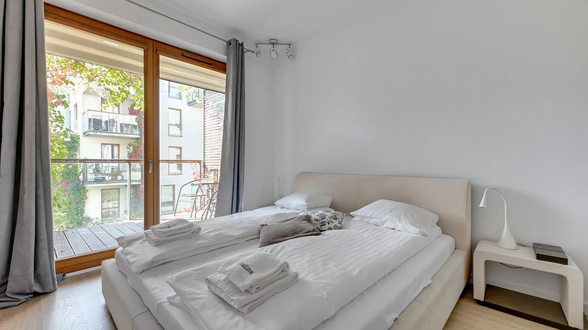 Dom & House - Apartamenty Nadmorski Dwor Danzica Appartamento